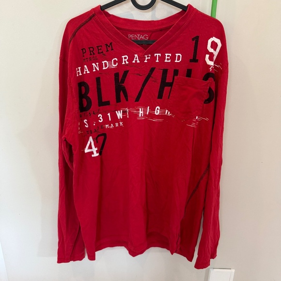 Chandail xl - Picture 1 of 2